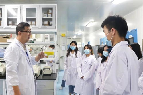 药学院实践团赴上海生物制品研究所开展 星耀计划 就业实践